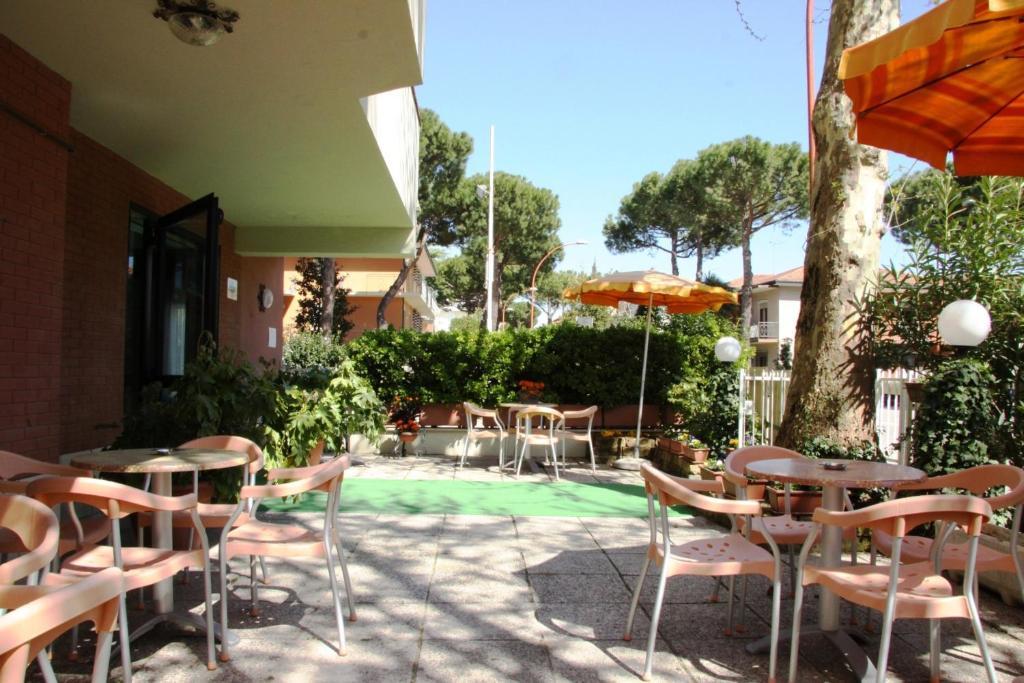 קרביה Hotel Zani מראה חיצוני תמונה