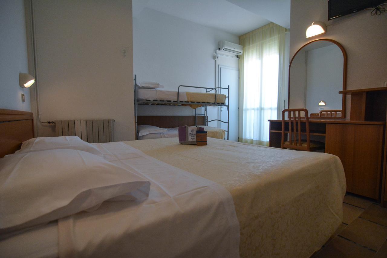קרביה Hotel Zani מראה חיצוני תמונה